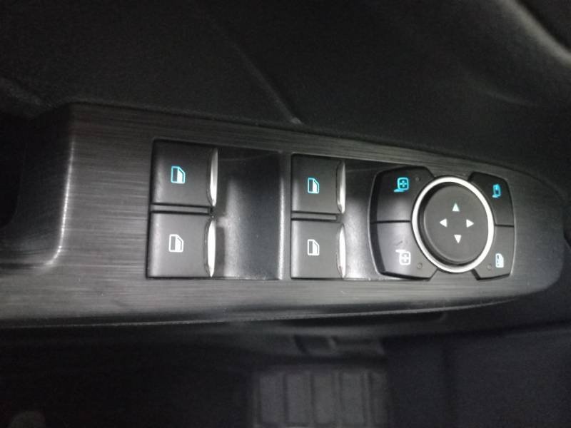 Ford Kuga - Photo 19