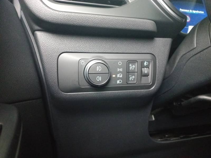 Ford Kuga - Photo 20