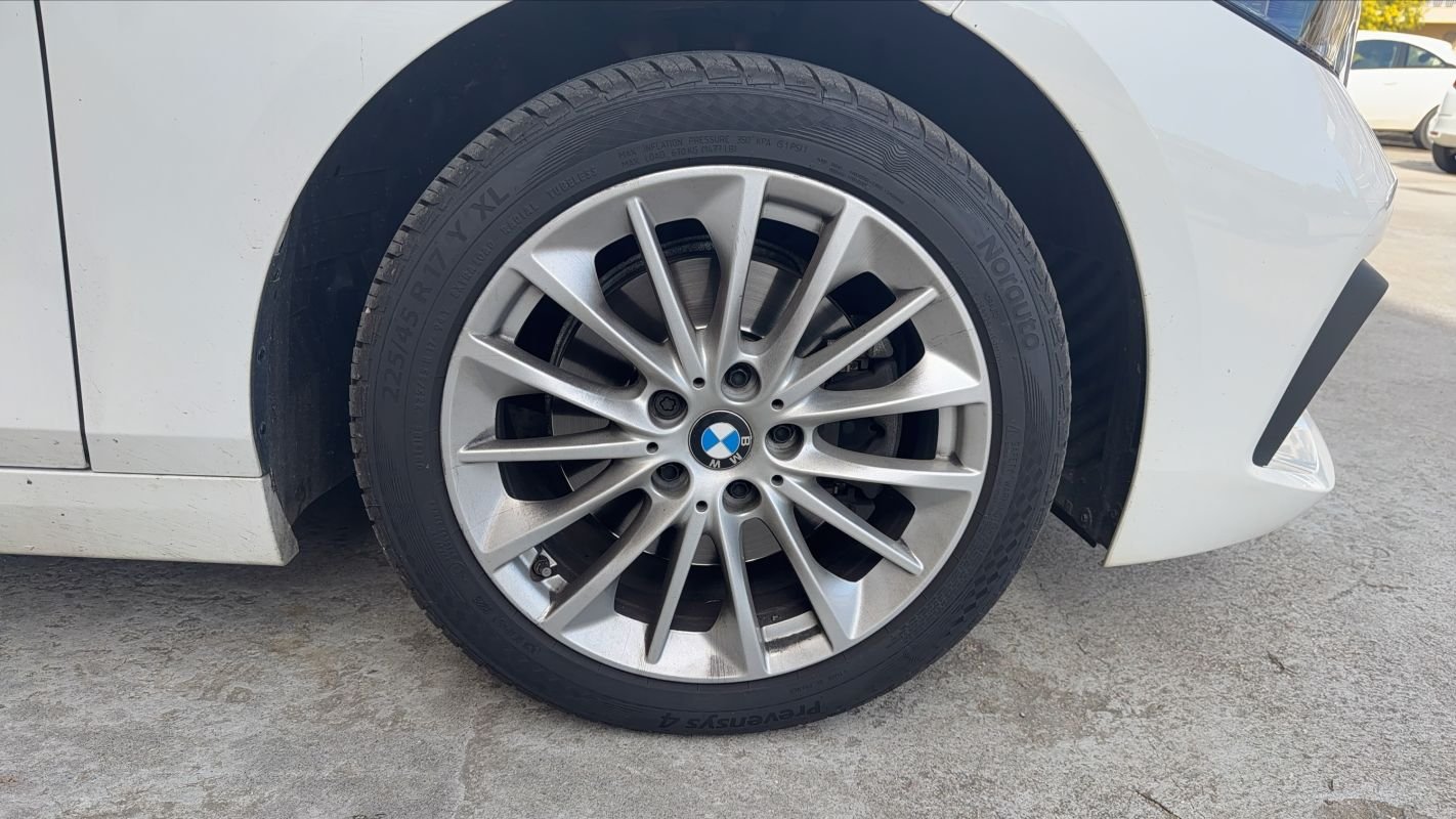 BMW Série 1 - Photo 17