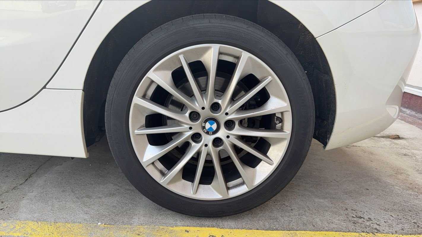 BMW Série 1 - Photo 19