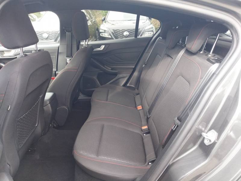 Ford Focus - Photo 27
