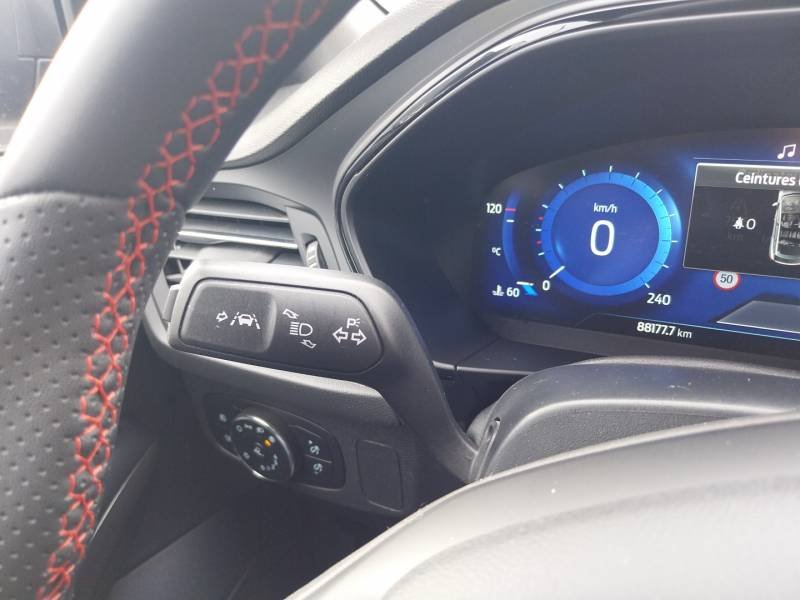 Ford Focus - Photo 36
