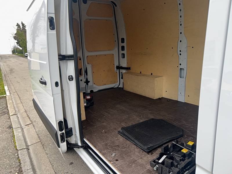 Renault Master - Photo 21