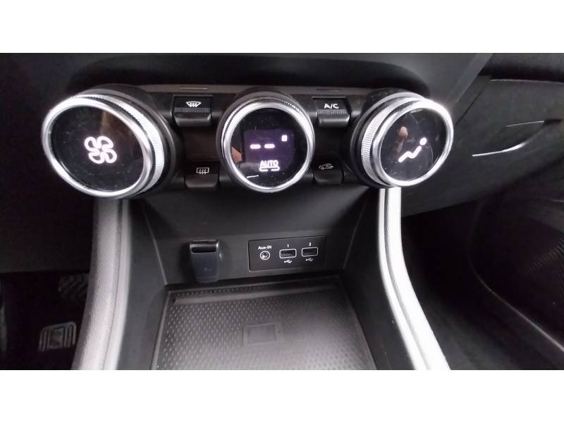 Renault Captur - Photo 15