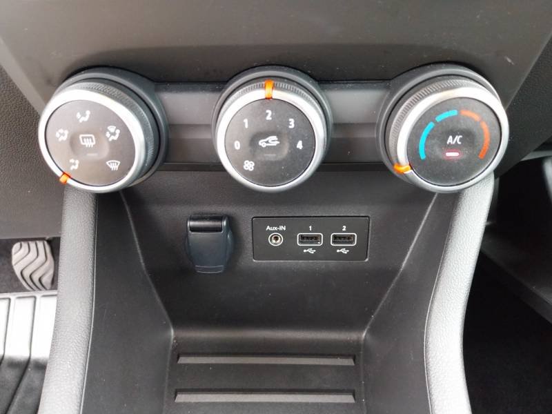 Renault Clio - Photo 25