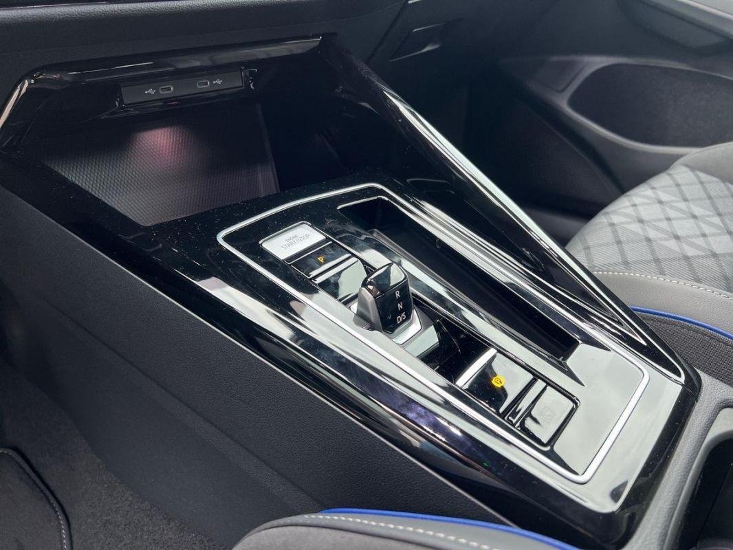 Volkswagen Golf SW - Photo 11