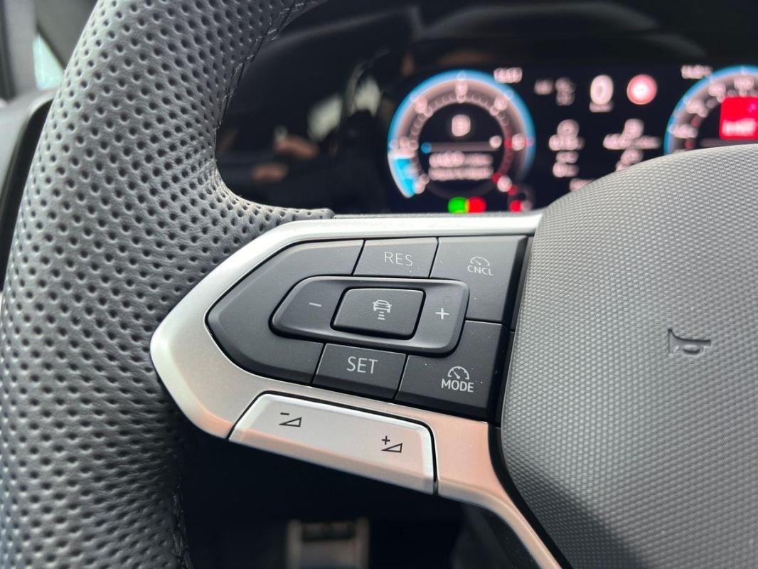 Volkswagen Golf SW - Photo 21