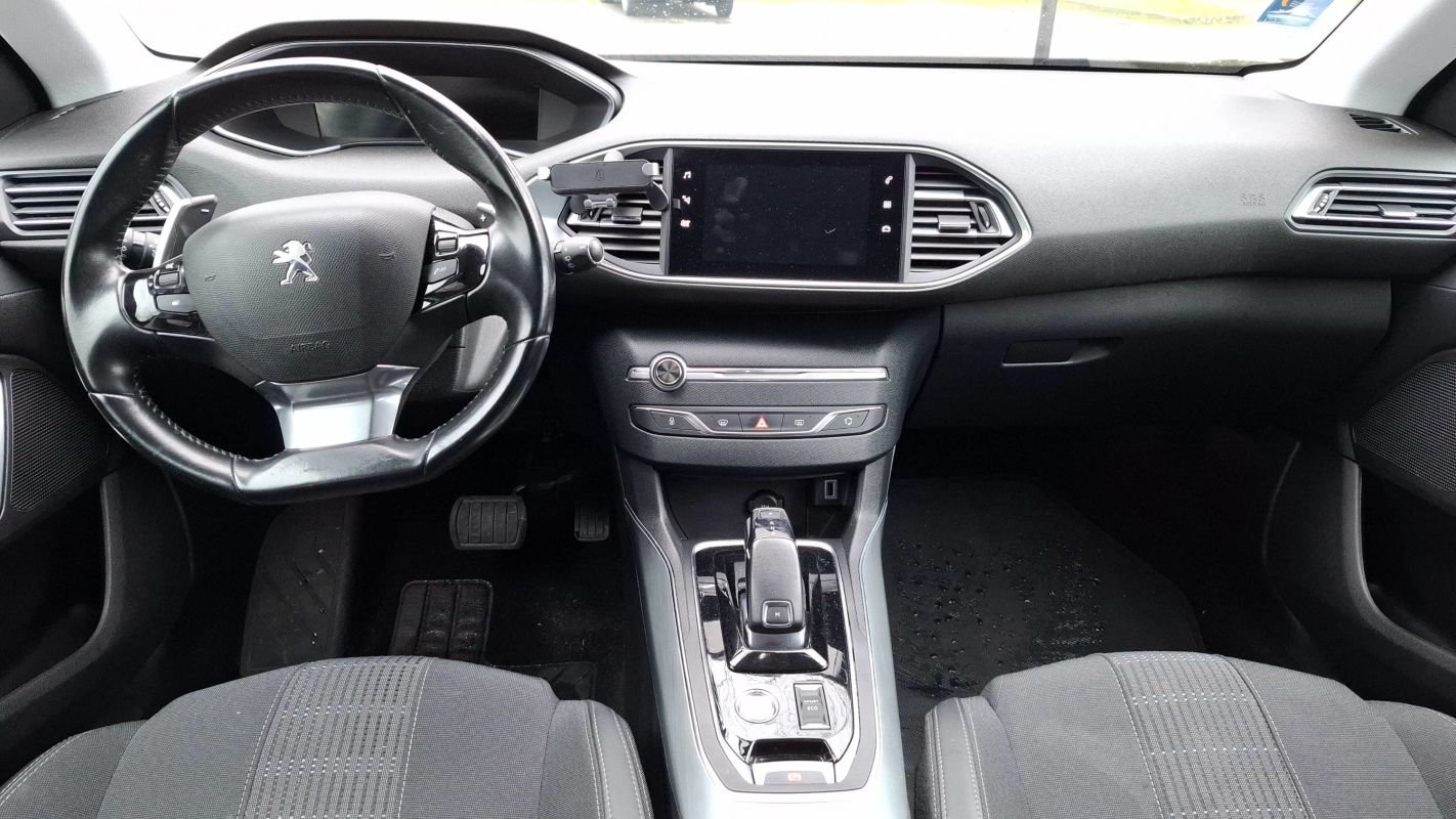 Peugeot 308 - Photo 11