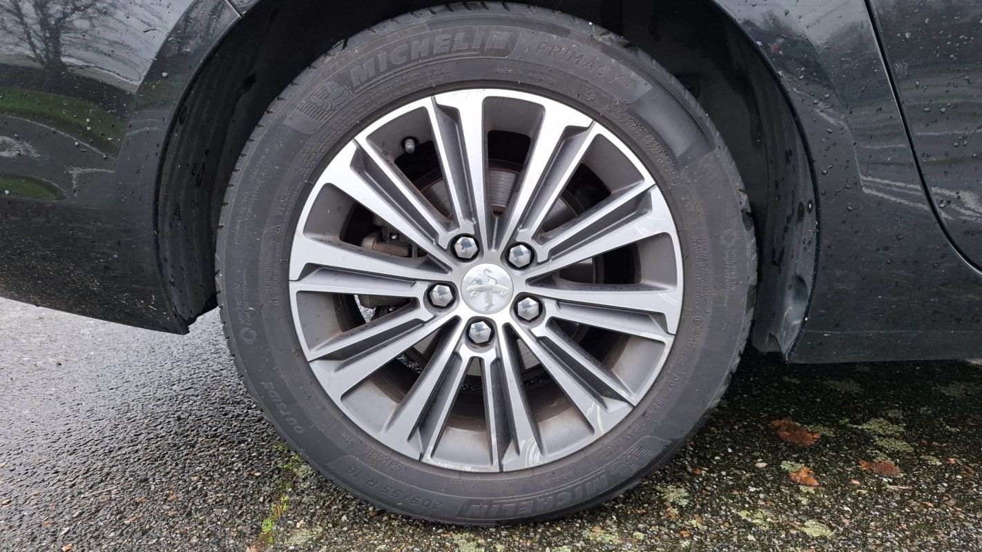 Peugeot 308 - Photo 16