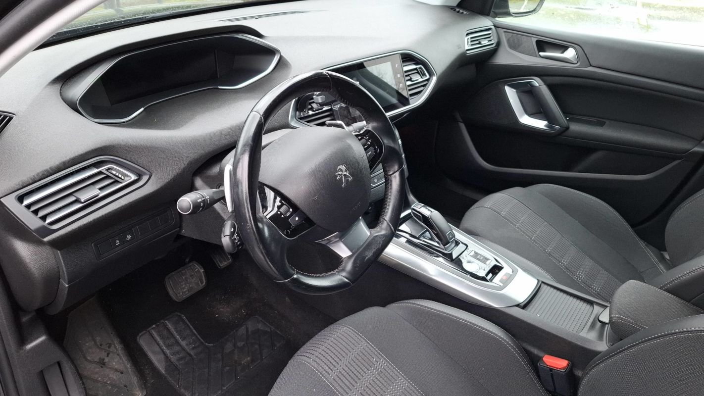 Peugeot 308 - Photo 8