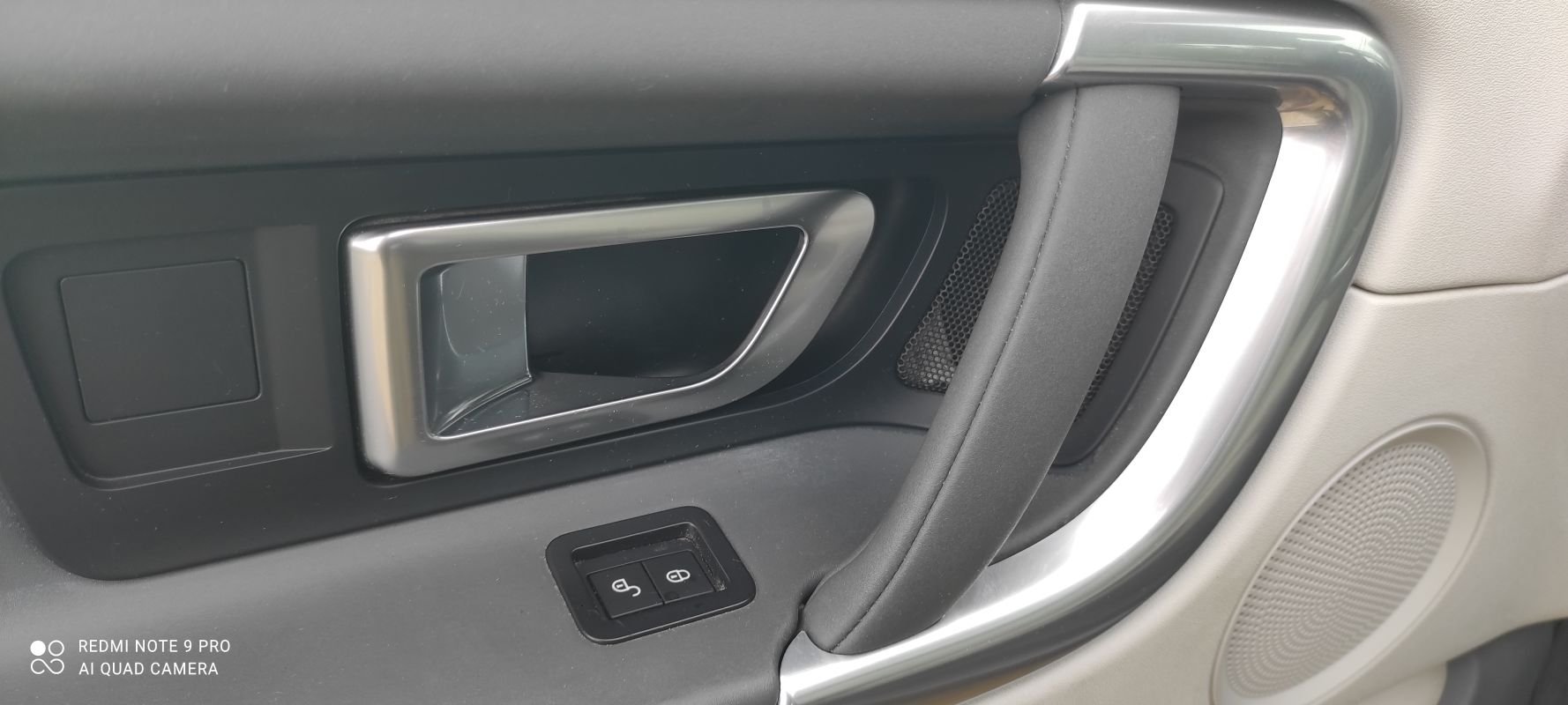 Land Rover Discovery Sport - Photo 23