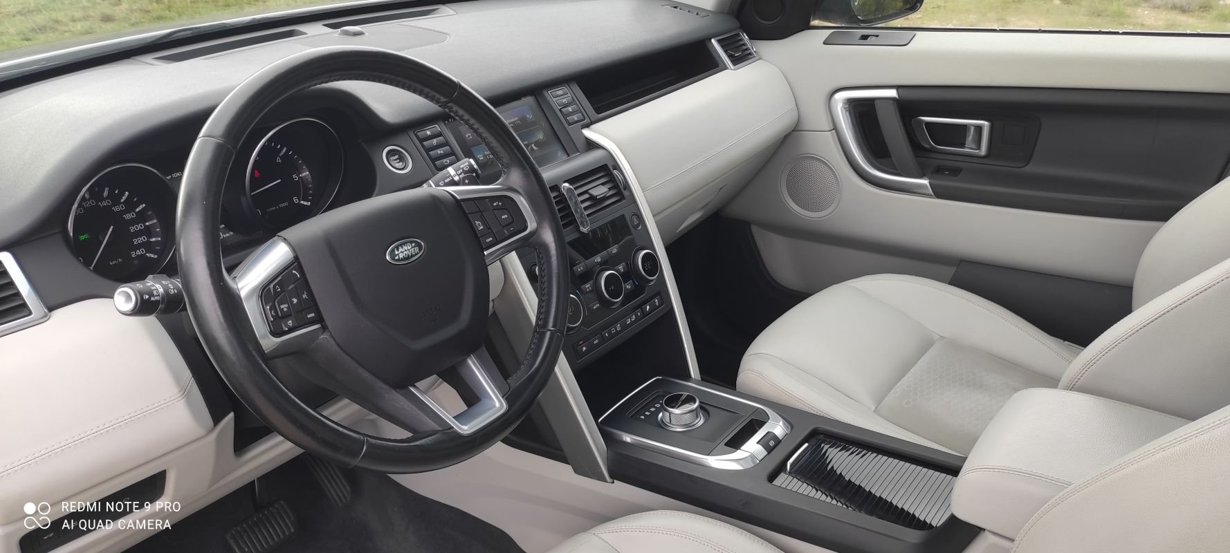 Land Rover Discovery Sport - Photo 8