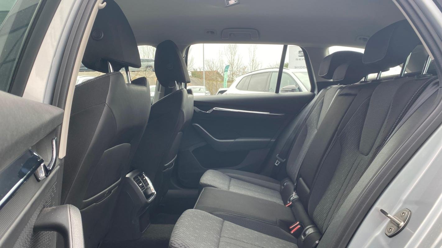 Skoda Octavia - Photo 10