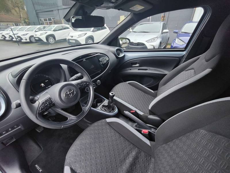 Toyota aygo x - Photo 17