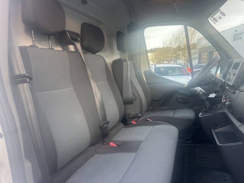 Renault Master - Photo 17