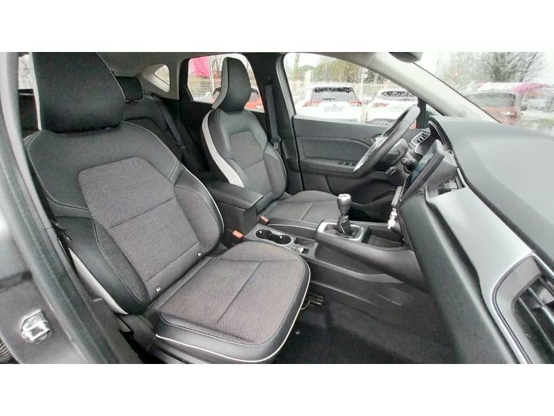Renault Captur - Photo 12