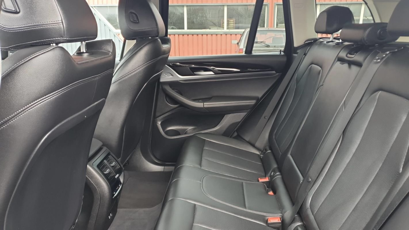 BMW X3 - Photo 28