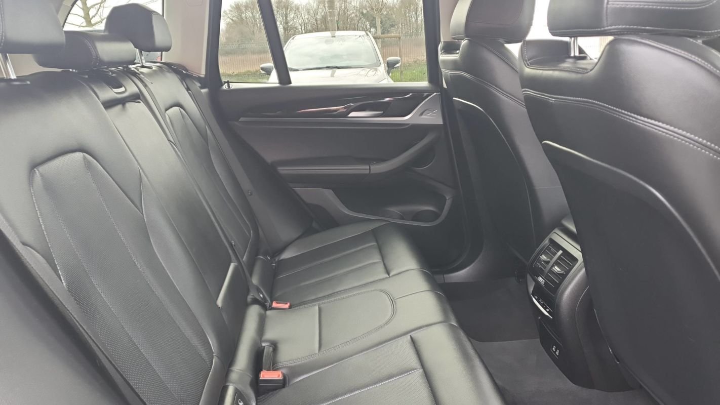 BMW X3 - Photo 29