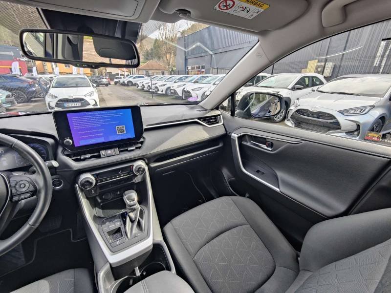 Toyota RAV4 - Photo 11