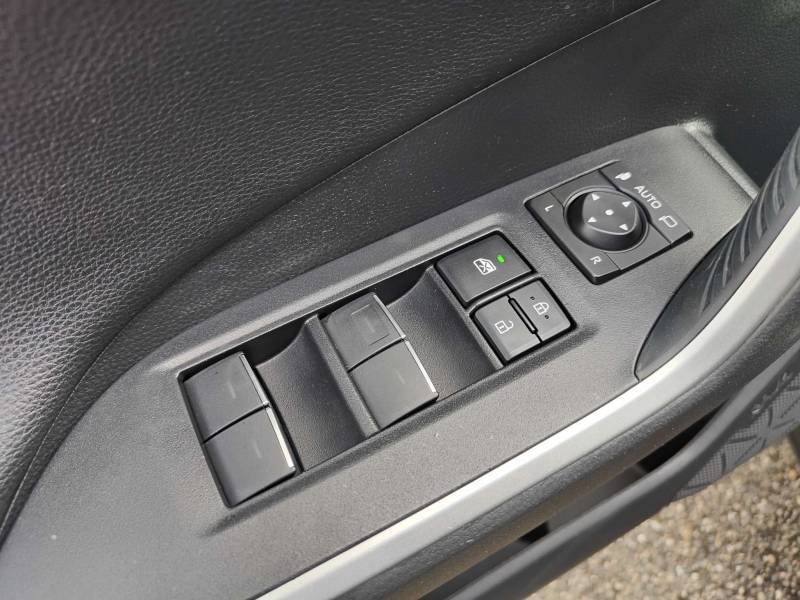 Toyota RAV4 - Photo 13