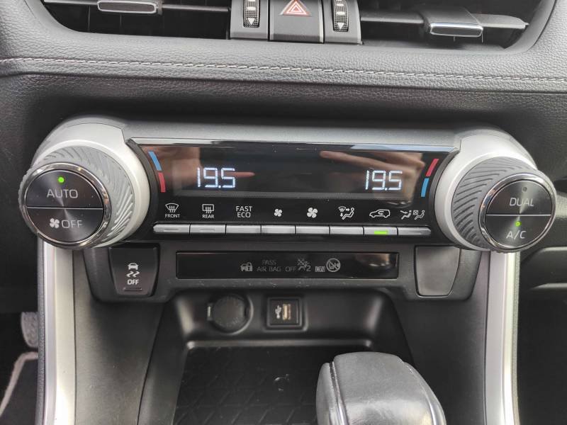 Toyota RAV4 - Photo 26