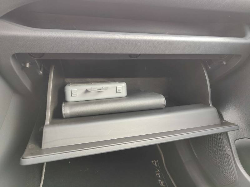 Toyota RAV4 - Photo 29