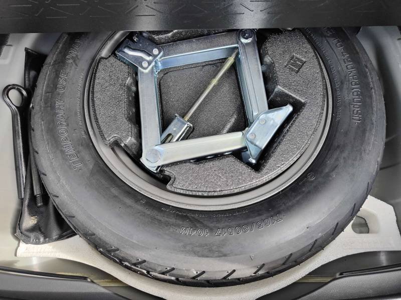 Toyota RAV4 - Photo 39