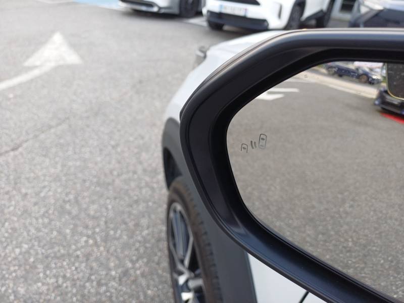 Toyota Yaris - Photo 11