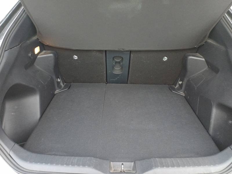 Toyota Yaris - Photo 16