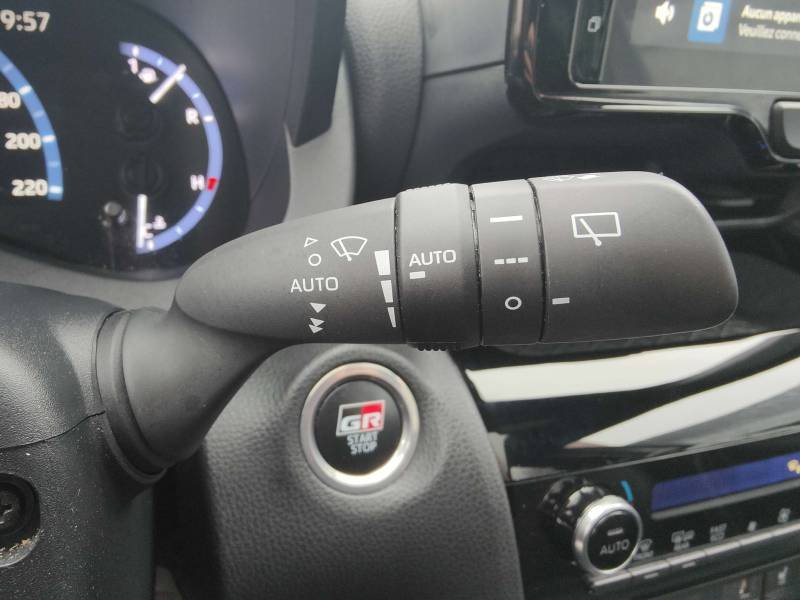 Toyota Yaris - Photo 22