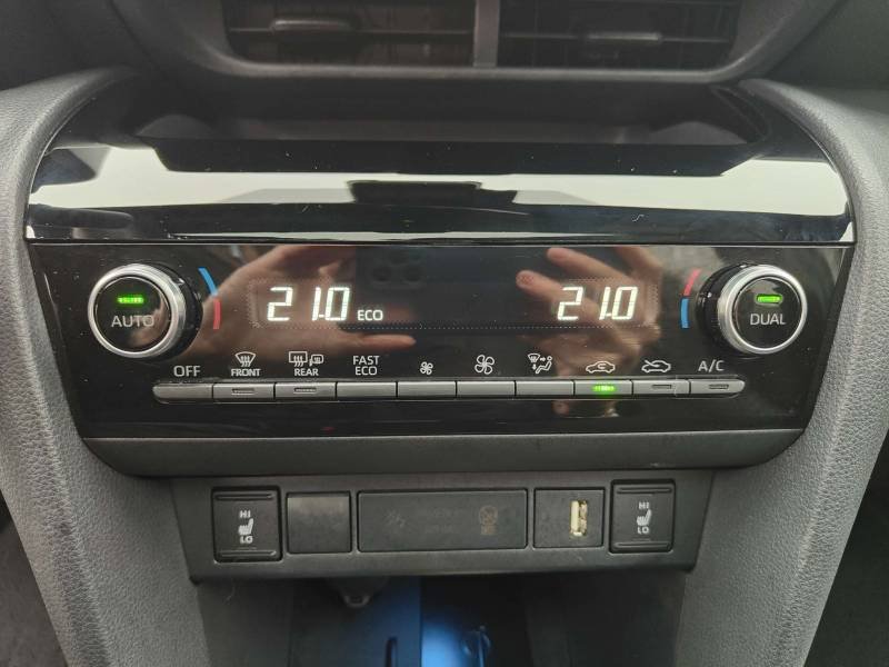 Toyota Yaris - Photo 29