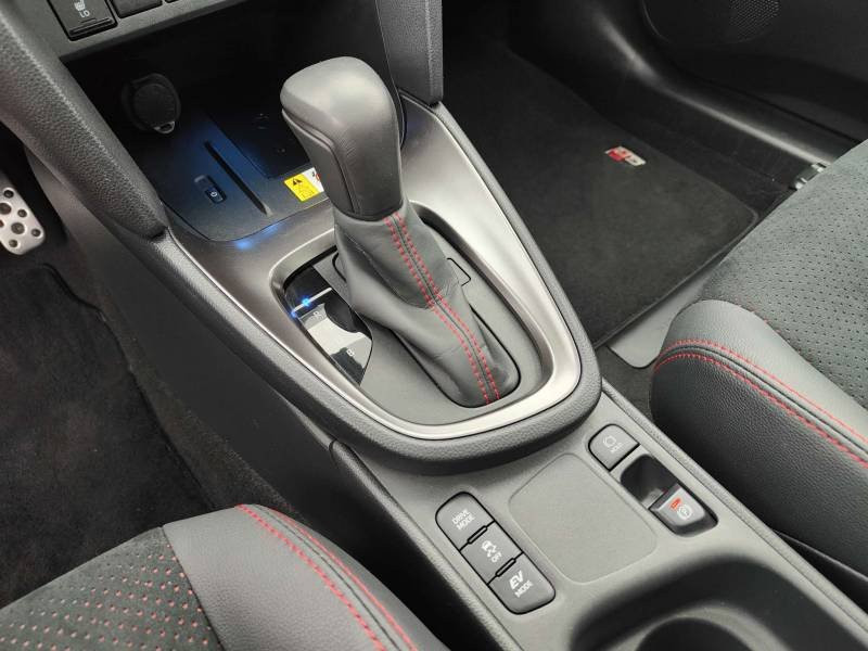Toyota Yaris - Photo 32