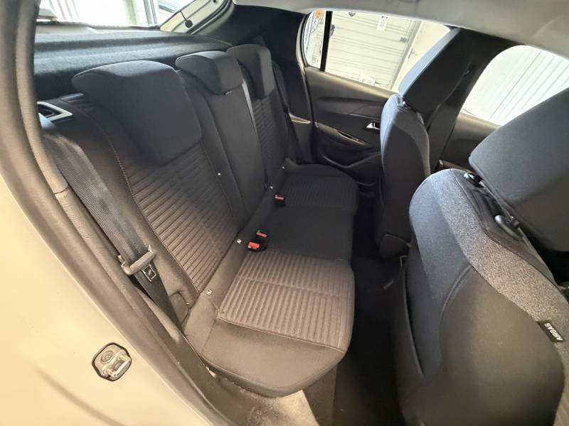 Peugeot 208 - Photo 26