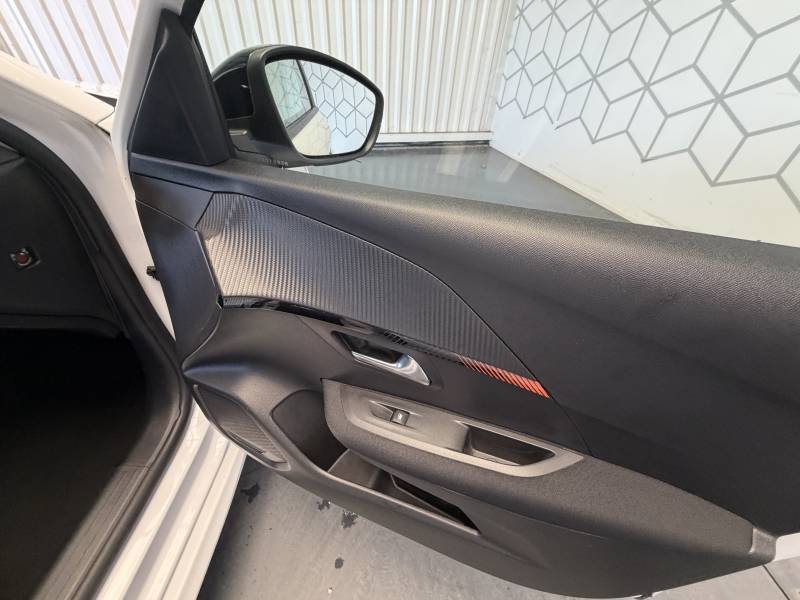 Peugeot 208 - Photo 27
