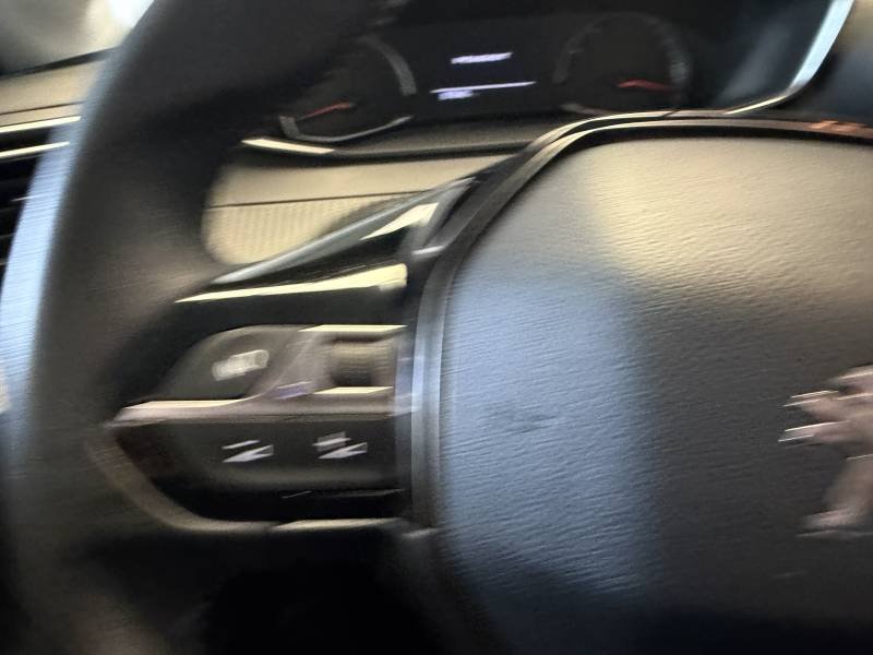 Peugeot 208 - Photo 28
