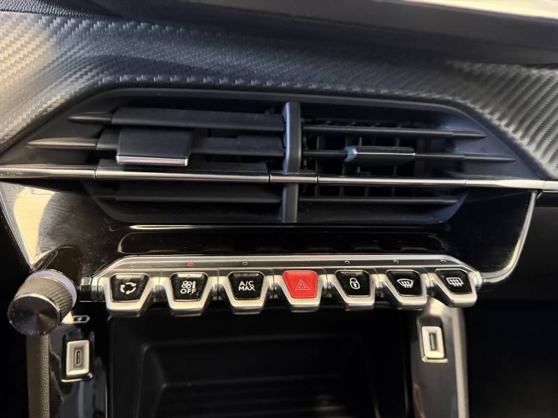Peugeot 208 - Photo 35