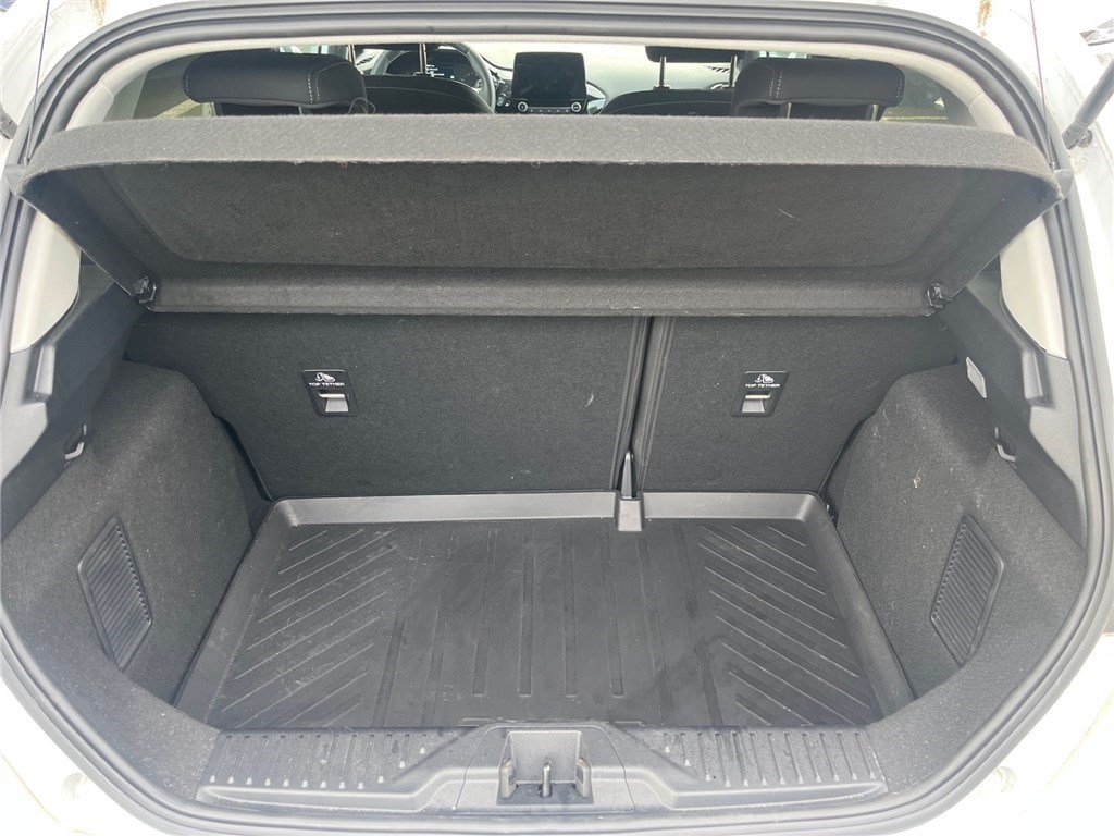 Ford Fiesta - Photo 9