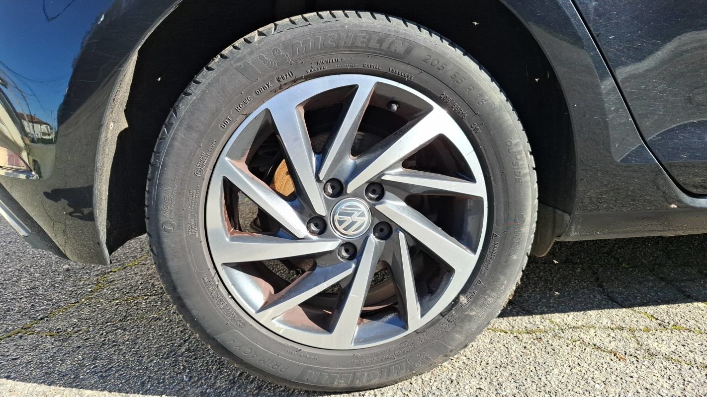Volkswagen Golf - Photo 16