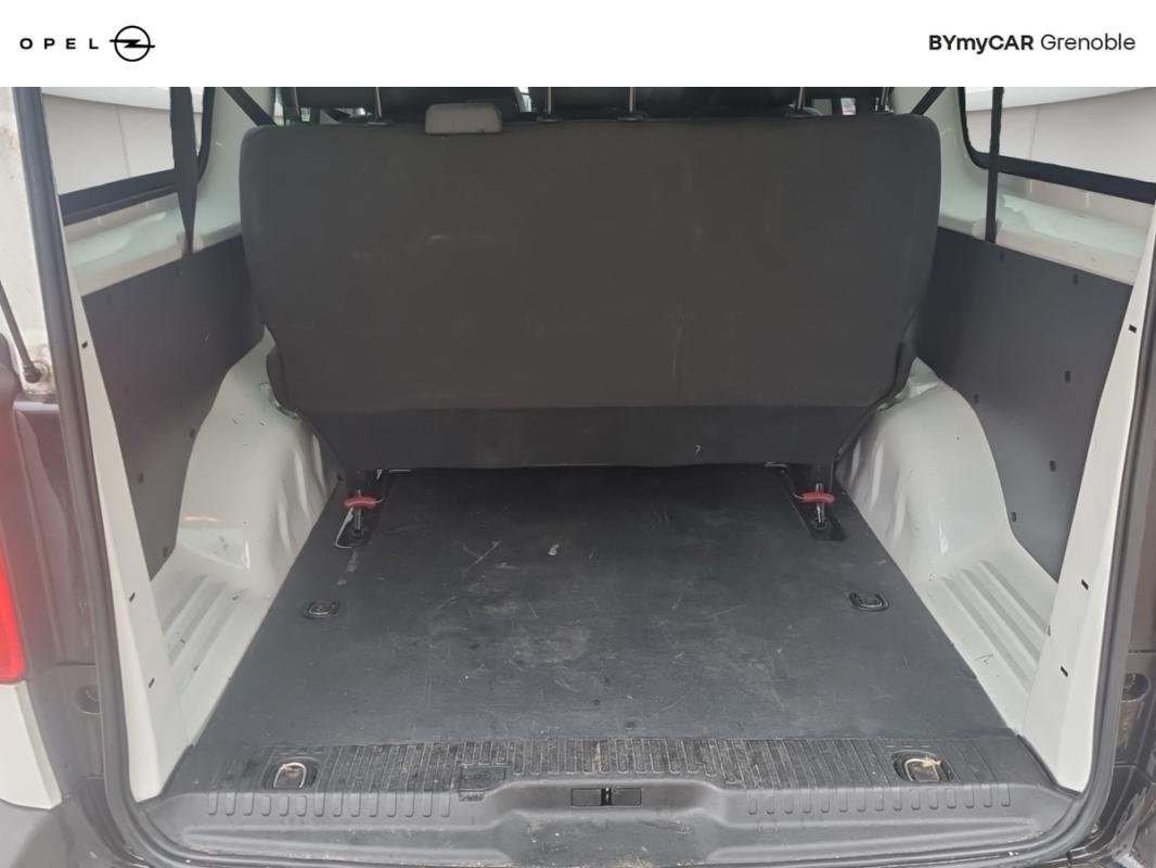 Opel Vivaro - Photo 13