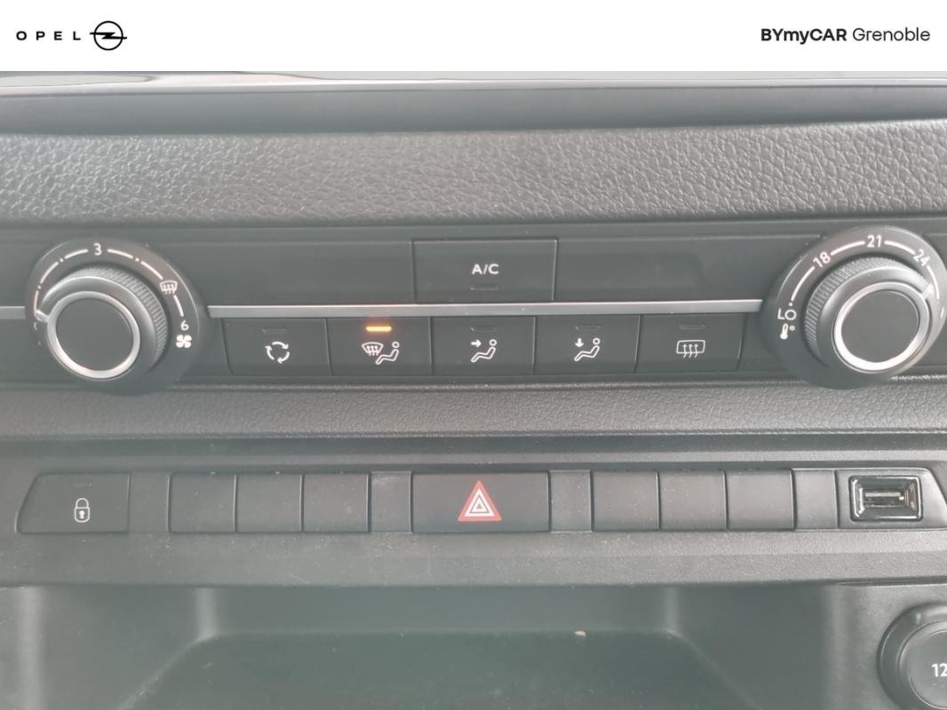 Opel Vivaro - Photo 16