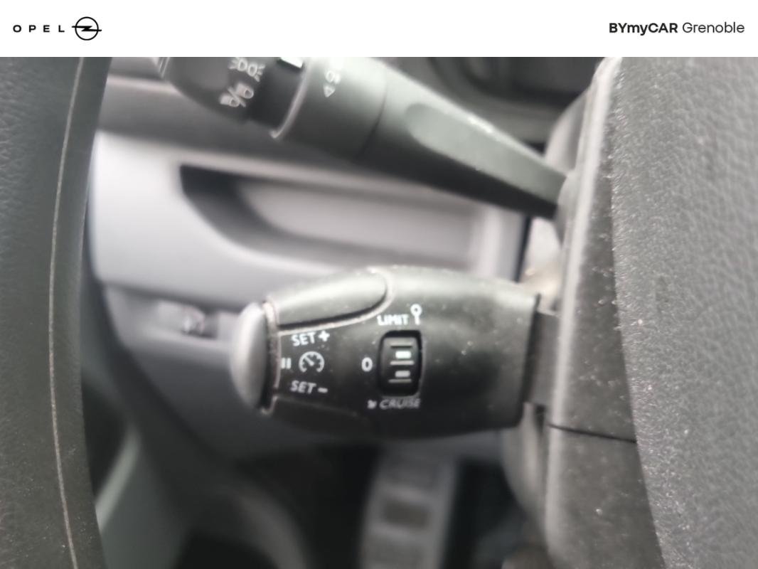 Opel Vivaro - Photo 17
