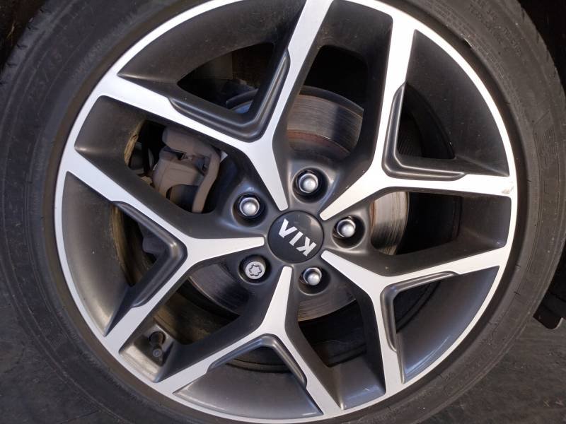 Kia Pro_cee'd - Photo 10