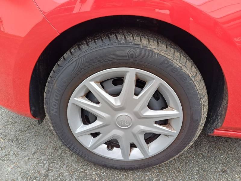 Ford Fiesta - Photo 12