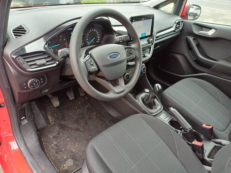 Ford Fiesta - Photo 15