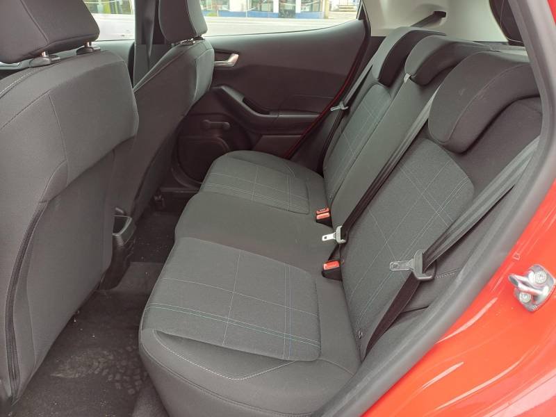 Ford Fiesta - Photo 19