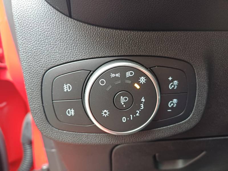 Ford Fiesta - Photo 33