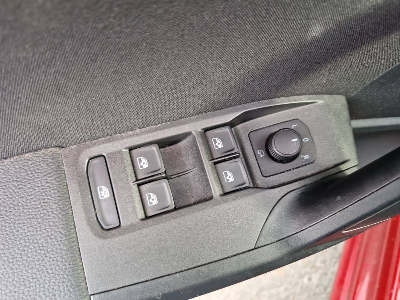 Seat Ibiza - Photo 22