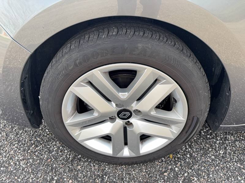 Renault Clio - Photo 37