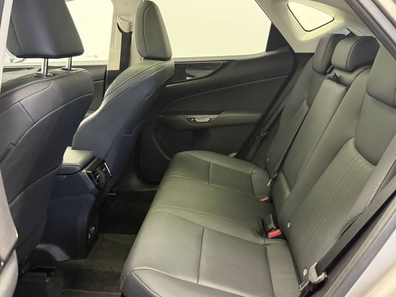 Lexus CT 200h - Photo 13