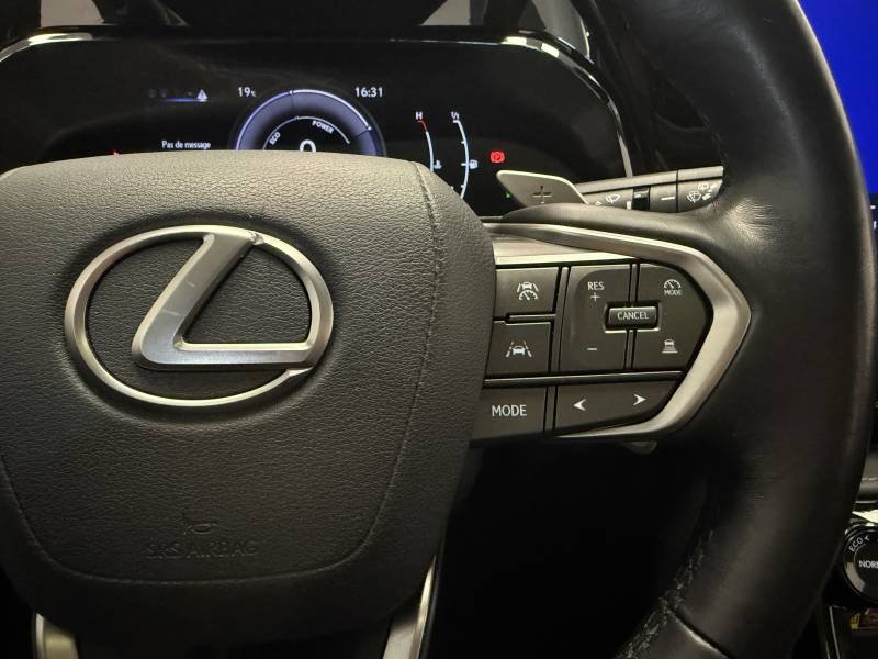 Lexus CT 200h - Photo 32